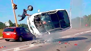 Luckiest or UnluckyShocking MomentBEST OF SEMITRUCK CRASHESSuch unbelievable moments in Internet [upl. by Manvell]