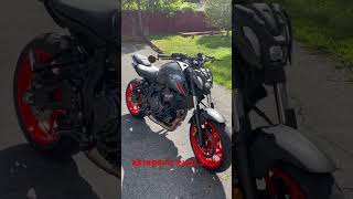 Yamaha MT 07 Akrapovic euro 5 exhaust baffles out great and KampN filter mt07 yamaha youtube [upl. by Eirovi851]