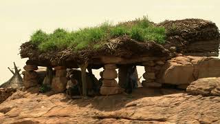 Pays Dogon au coeur du Mali Tradition [upl. by Leirum]