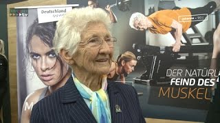 FIBO 2016 Interview mit Johanna Quaas älteste Wettkampfturnerin der Welt [upl. by Retepnhoj]