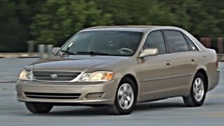 2001 Toyota Avalon Review [upl. by Esinnej515]