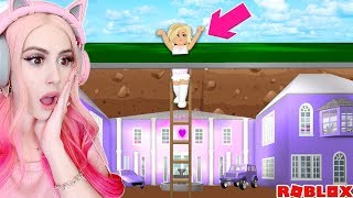 I Found My Best Friends SECRET UNDERGROUND MANSION In Roblox Bloxburg Secret Underground Mansion [upl. by Sauer]