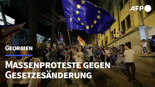 Georgien Neue Massenproteste gegen Gesetz zur quotausländischen Einflussnahmequot  AFP [upl. by Nave]