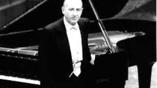 Beethoven quotAppassionataquot 2 Mov Pollini Lucerne 2011 [upl. by Etnahs386]