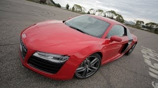 Audi R8  Omakotitalo vs urheiluauto  Nettiautocom [upl. by Pizor]