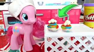 MY LITTLE PONY BAKING WITH PINKIE PIE  TINY FOOD RAINBOW PLAY DOH CUPCAKES  Mommy Etc [upl. by Antonino]