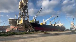 MV ANTHEA V ANNABA LOADING CLINKER 3 [upl. by Eilrebmik915]