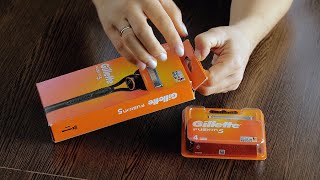 Gillette Fusion 5  Unboxing 4K [upl. by Milo]