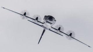 Unbelievable LOCKHEED HERCULES C130J LOOP during the FARNBOROUGH AIR SHOW 2018 4K [upl. by Llesirg]