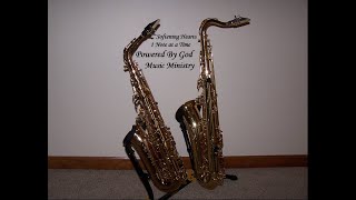 O Holy Night  Kerrie Roberts amp Tenor Sax [upl. by Ruth]