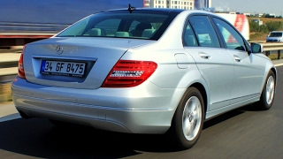 Test  Mercedes C180 [upl. by Sillihp]