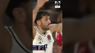 Asistencia de caño de Facu Campazzo a Ndiaye  Real Madrid vs Estrella Roja campazzo euroliga [upl. by Yvonner]