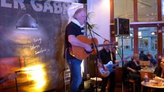 Gunter Gabriel  Gesucht Live in Osnabrück Cafe Bar Celona 270613 [upl. by Frasch597]