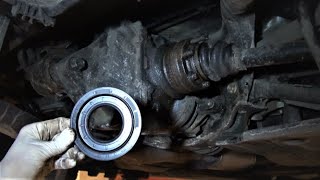 BMW E46 Wellendichtring Simmering ersetzen Hinterachsdifferential zur Antriebswelle [upl. by Amlev]