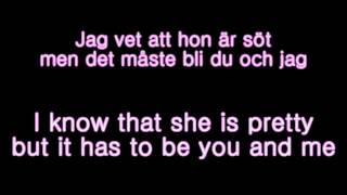 Veronica Maggio  Jag kommer ENGLISH amp SWEDISH lyrics [upl. by Market]