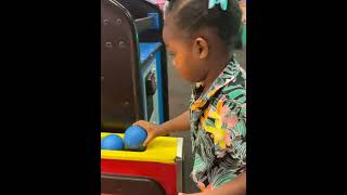 🎉 ZiiZii’s FUN Day at Chuck E Cheese with Dad 🐭🎈 Games Prizes amp Friends 🎠✨ [upl. by Hayyim]