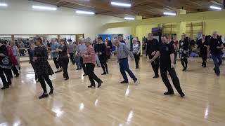 DESPACITO CUMBIA Line Dance 2019 Vandoeuvre France Weekend Workshop with Ira Weisburd [upl. by Rimidalb]