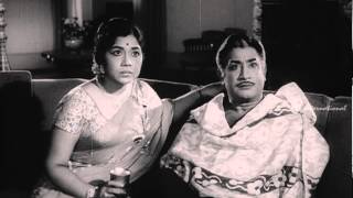 Uyarndha Manithan  Sivaji saves Sivakumar [upl. by Shanna595]