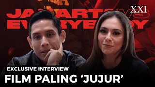 SEMUA PERAN DI FILM INI BERANI DAN MENANTANG  Exclusive Interview Jakarta vs Everybody [upl. by Skricki]