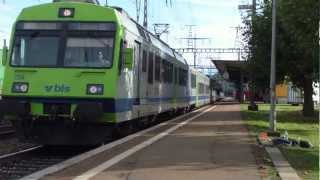 Bahnverkehr in Ostermundigen mit Kambly Express und Doppeltraktion Re 44 mit Bauzug [upl. by Angelita]