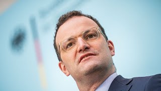 Spahn erwägt neues Vorgehen für Reiserückkehrer aus Risikogebieten [upl. by Aztiray]