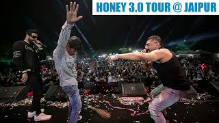 YO YO HONEY SINGH SHARED STAGE WITH A SWEEPER IN JAIPUR 🥶🔥 HONEY 30 TOUR DAY 1 LIVE PERFORMANCE [upl. by Aicekal]