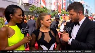 Ronda Rousey wins Best Fighter at the 2015 ESPYs then fires shots at Floyd Mayweather jr [upl. by Berna]