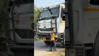 Skating karne ke liye road banva rha shorts skating advik viral [upl. by Gerald764]