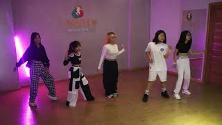 How to Twerk Dance by kids [upl. by Evangelin]