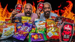 تحدي احررر شيبسات العالم 🌶 Hottest Chips In The World [upl. by Yentrac634]