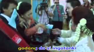 Rani Simbolon  Tinggal ma haposoon [upl. by Theda837]