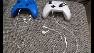 How to use Apple EarPods  Headphones  on Xbox One [upl. by Tore622]