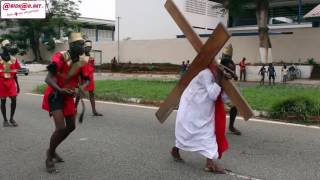 Célébration du chemin de croix à la paroisse catholique St Jean de Cocody [upl. by Adnil453]