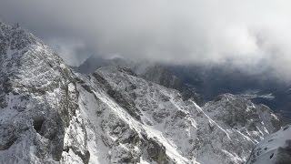 Intim Torna Illegál  Felcser Máté Punnany Massif  Nem szalad el HIVATALOS VIDEOKLIP [upl. by Illa]