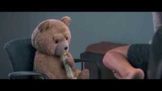 Ted 2  Trailer Oficial en Español [upl. by Sidras]