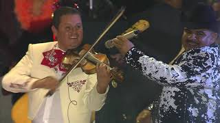 Chuy Lizarraga  Pupurri Cumbias  EN VIVO [upl. by Octavus848]