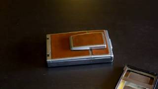 How to open  close and remove film Polaroid SX 70 [upl. by Hareehat]