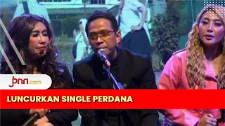 Doddy Sudrajat Hingga Eva Manurung Bentuk Grup Nyanyi The Netizen [upl. by Cleopatre]