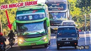 PARODI LAGU BUS GER ORA MINGGIR TABRAK [upl. by Inamik329]