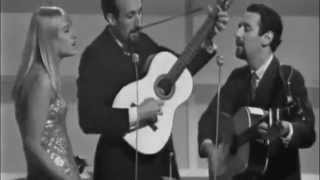 Puff The Magic Dragon  Peter Paul amp Mary  Live 1965 [upl. by Rosemare]