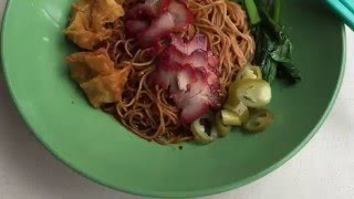 Crabmeat wanton mee [upl. by Reinold]