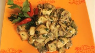 Pierś z kurczaka z grzybami pollo con funghi [upl. by Uni]