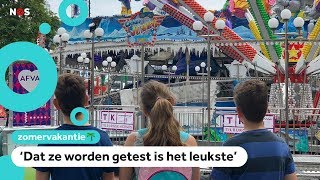 Zo gaat het opbouwen van attracties op de grootste kermis van de Benelux [upl. by Artemed208]