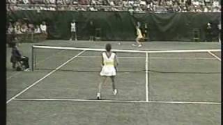 Chris Evert d Evonne Goolagong  1975 US Open final 1st of a record 6 US Open Crowns [upl. by Dorthea]