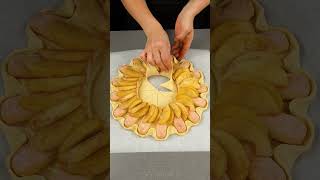 Dessert in 5 minutes Just puff pastry and apples [upl. by Ayeki]