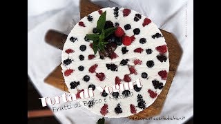 Torta di Yogurt frutti bosco e Nutella [upl. by Selmore]