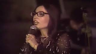 Nana Mouskouri  Weisse Rosen aus Athen  White Rose of Athens  Roses Blanches De Corfou [upl. by Lenore]