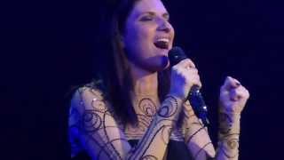 Laura Pausini  She Uguale a lei  LIVE PARIS 2014 [upl. by Napra]