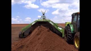 RENOVA 40 e 45  Compostador de Resíduos Ecoagrícola Compost Turner [upl. by Ariaes]