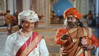 Dr Rajkumar Superhit Scenes  Rajkumar Solved Thoogudeep Srinivas Question  Kannada Best Videos [upl. by Lennox]